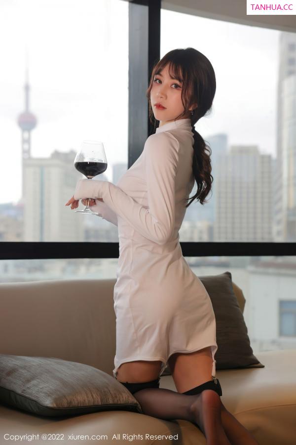 tina_甜仔  [XiuRen]高清写真图 2022.01.21 No.4494 tina_甜仔第16张图片